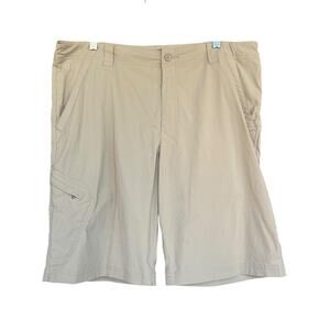Royal Robbins Shorts Mens 38 Beige Nylon Spandex Stretch Hiking Cargo Outdoor